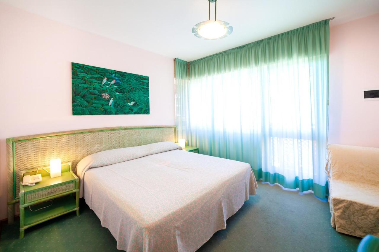 Hotel American Lignano Sabbiadoro Zewnętrze zdjęcie