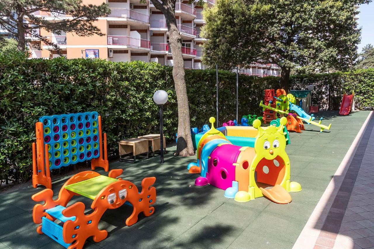 Hotel American Lignano Sabbiadoro Zewnętrze zdjęcie