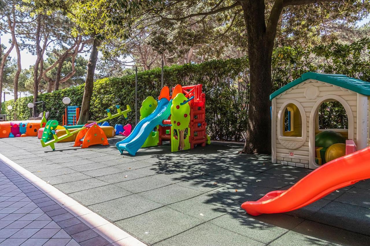 Hotel American Lignano Sabbiadoro Zewnętrze zdjęcie