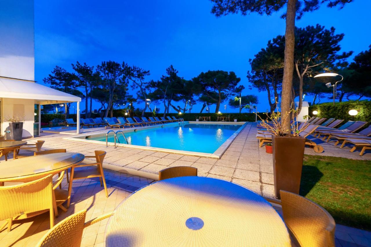 Hotel American Lignano Sabbiadoro Zewnętrze zdjęcie